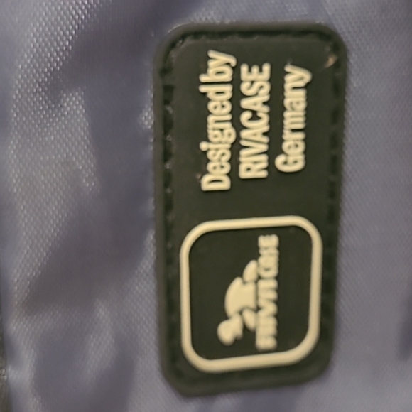 Rivcase Germany Laptop Case - Picture 6 of 8